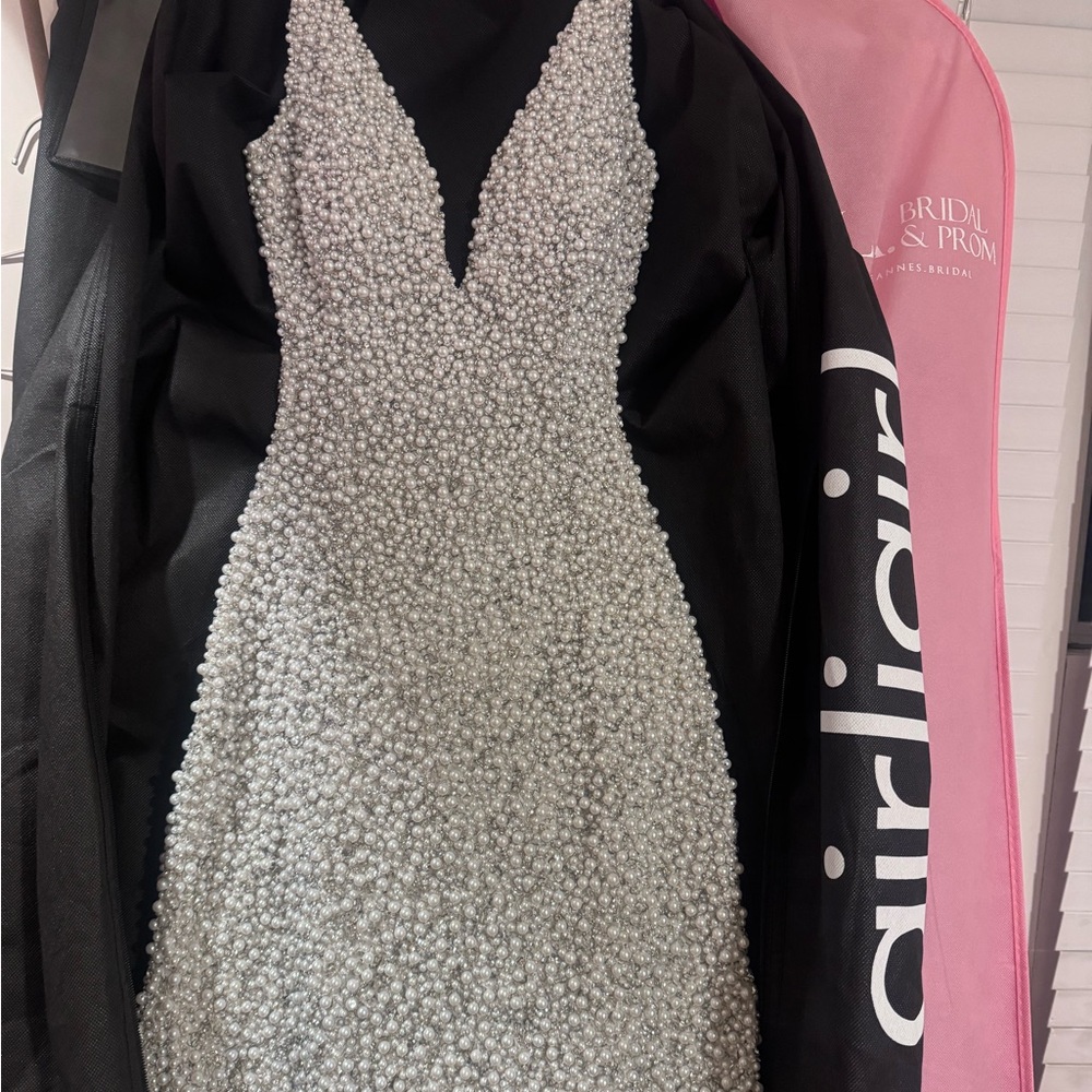 Sherri Hill Silver Sequin Sheath Dress Plunge Neckline